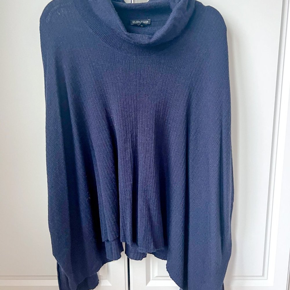 Eileen Fisher navy blue Italian yarn knit poncho OS